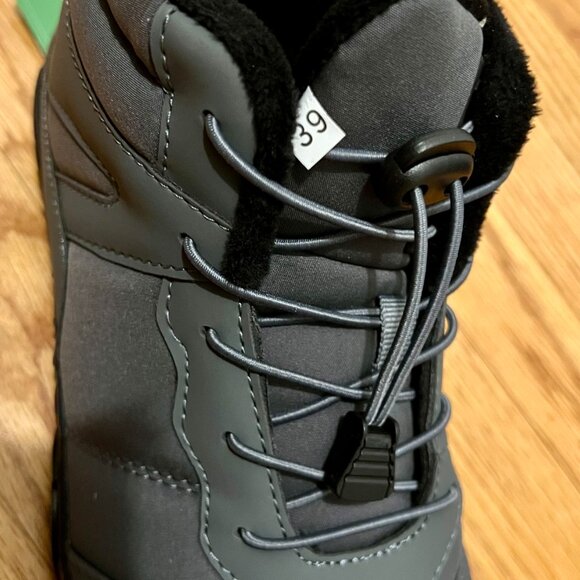 Vindra Flex Barefoot Boot - Hike Footwear (women's 8/8.5 OR men's 6/6.5) - Picture 8 of 9